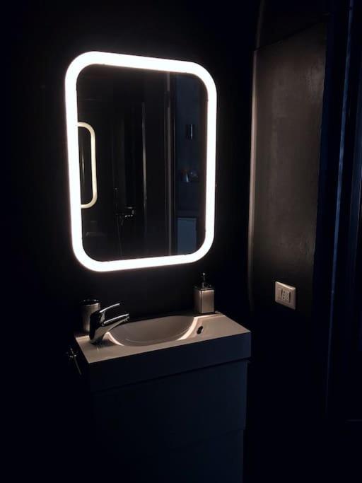 Brera Luxury Cozy Flat! Apartment มิลาน ภายนอก รูปภาพ